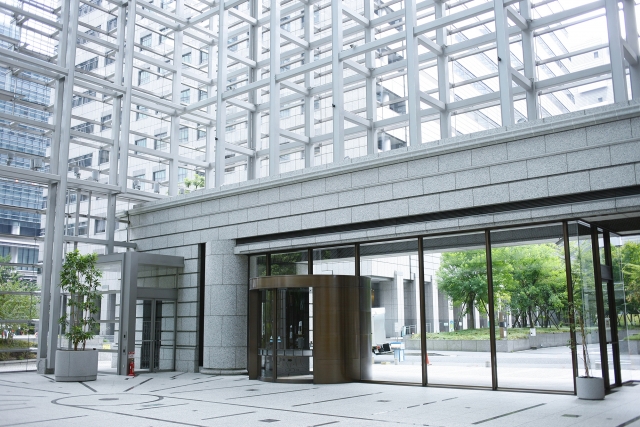 高配当株ヒューリック　新中経